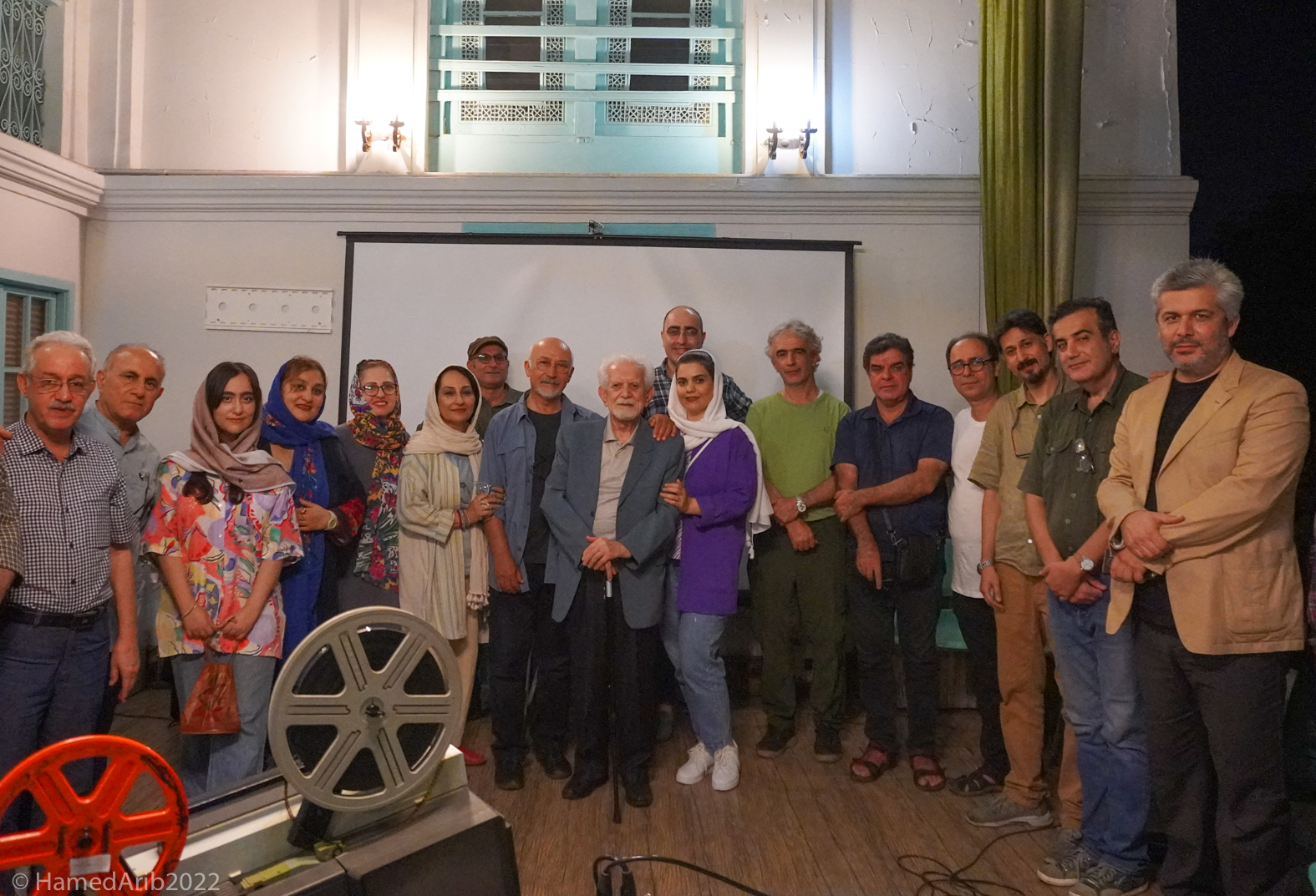 شب فیلم خانه فرهنگ گیلان با حضور چهار نسل از فیلم سازان گیلان با اکران فیلم‌های ۸ میلی‌متری - حامد اریب